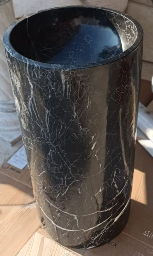 Lavabo Pedestal Modelo Nova Mármol Negro 85x45cm